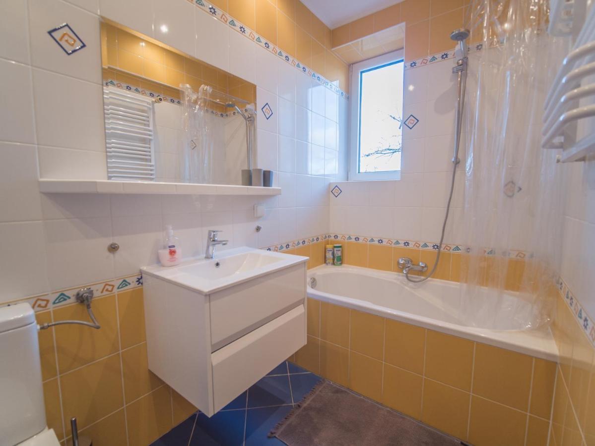 Krosna Street Apartament Danzica Esterno foto